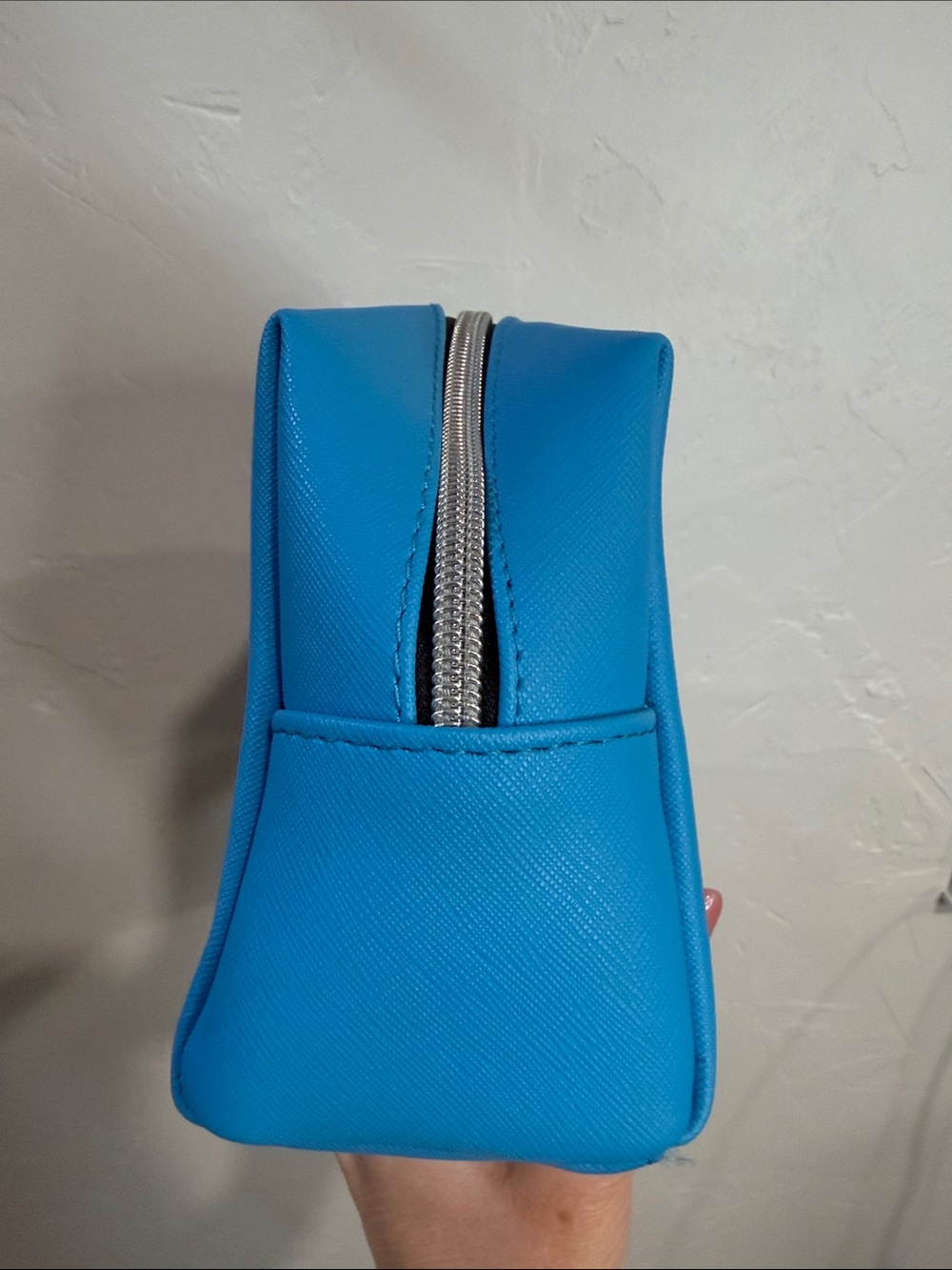 Marc Tetro Blue Schnauzer cosmetic bag- My Schnauzer Design NWT - Picture 5 of 8